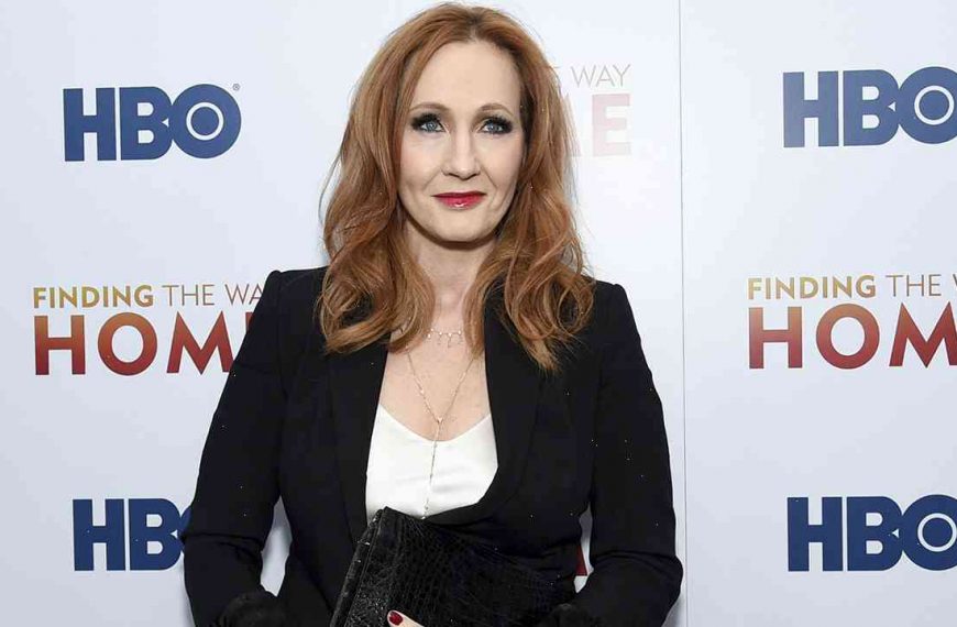 Author J.K. Rowling speaks out against website that called her home address trash