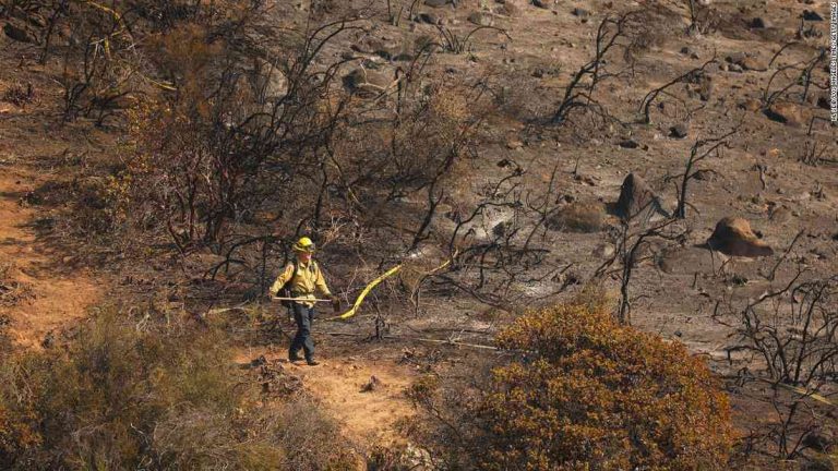 More than 40,000 lose power as Woolsey fire rages in Los Angeles